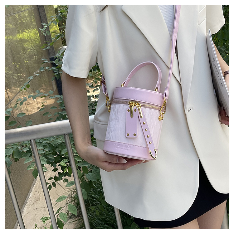 Piccola borsa a secchiello cilindrica di alta qualità per le donne, estate 2024, alla moda e versatile_voghion.com
