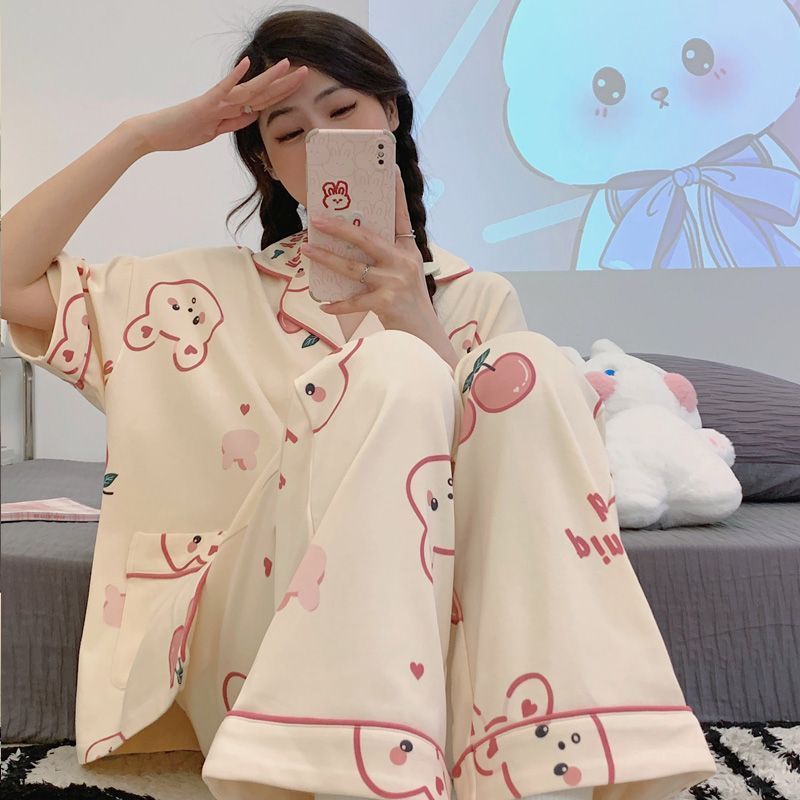 D.M-215 short pocket cherry rabbit cardigan