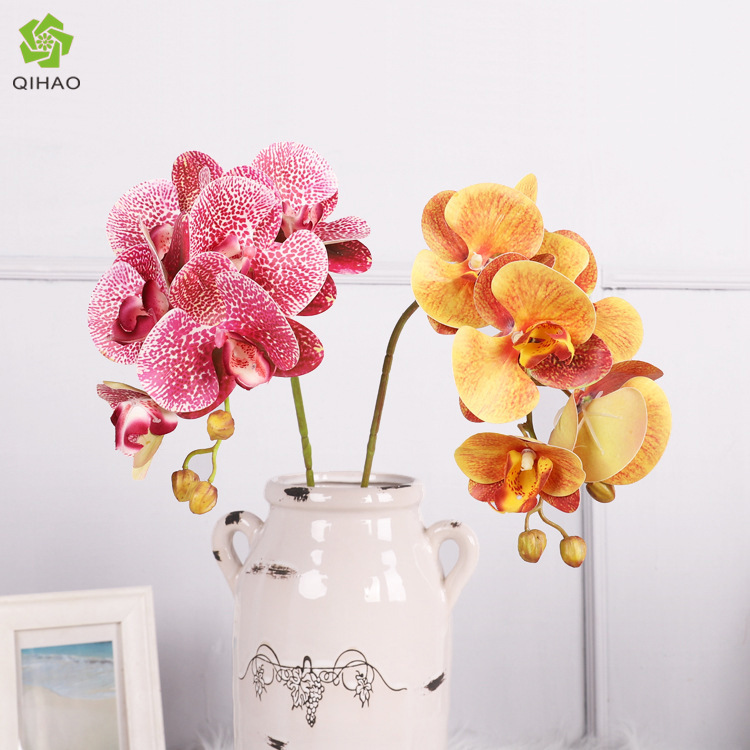 New plastic simulated 3D Phalaenopsis, wedding decorations, petals, props, fake flowers, small bouquets of Phalaenopsis simulated flowers