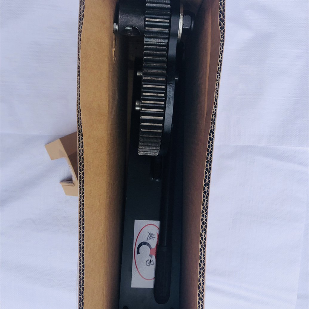 La nueva máquina de la Junta de tubo de la presión de Yuechang puede presionar 6-32 diámetro del tubo denso tejido tres pegan dos líneas diverso tubo de alta presión del espray