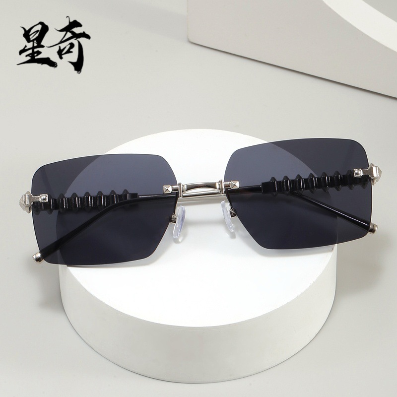 European and American Style High-End Rivet Square Sunglasses, Cross-Border Fashion Trend, Metal Threaded Frameless Cut-Edge Sunglasses