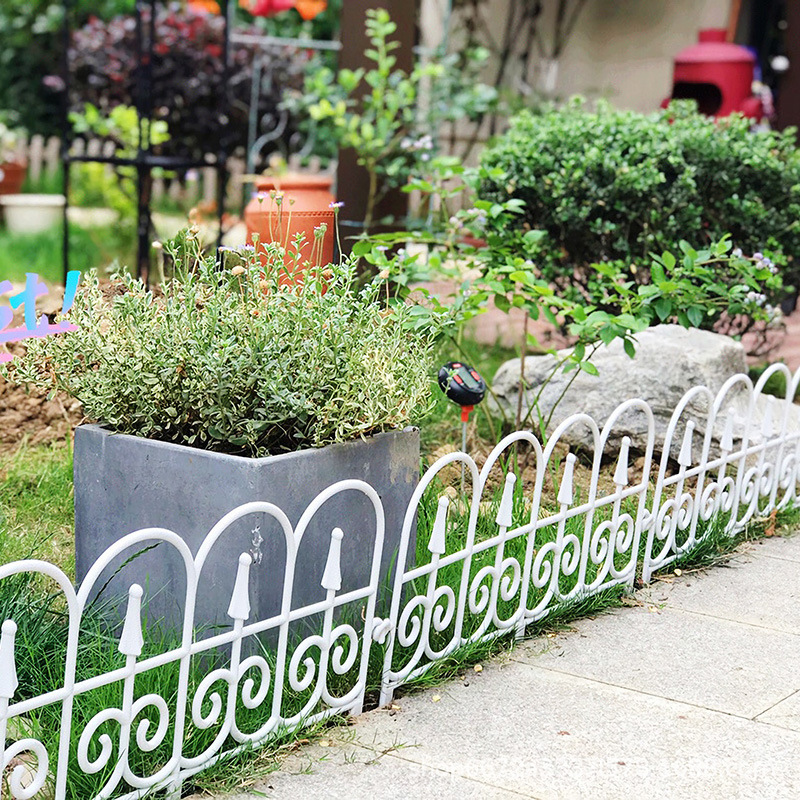 Cercas pastorales al aire libre PVC jardinería cercas de plástico europeas cercas de jardinería cercas de hierro forjado cercas de decoración de boda cercas