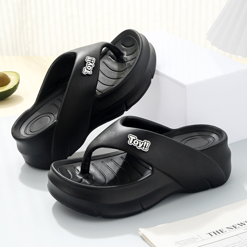 Chanclas mujeres verano nuevo estilo exterior con suela gruesa pisando mierda playa red antideslizante chanclas rojas a juego de colores sandalias y zapatillas lote