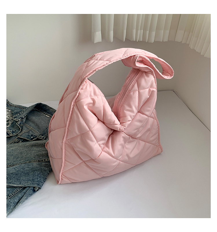 Women's Large Pu Leather Solid Color Lingge Streetwear Square Zipper Shoulder Bag display picture 20