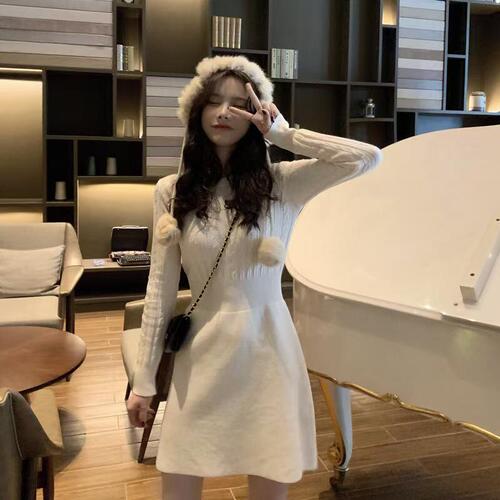 Knitted Dress for Women - Spring Style, Korean Version, Fitted Waist, Slimming Base Knit Sweater Dress, European and American Style