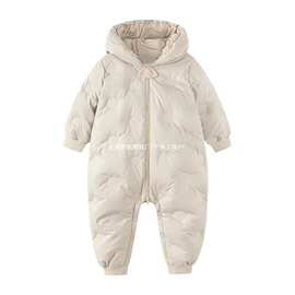 婴儿新款连体衣2025男童冬季加厚宝宝羽绒服保暖爬服外出女童红色