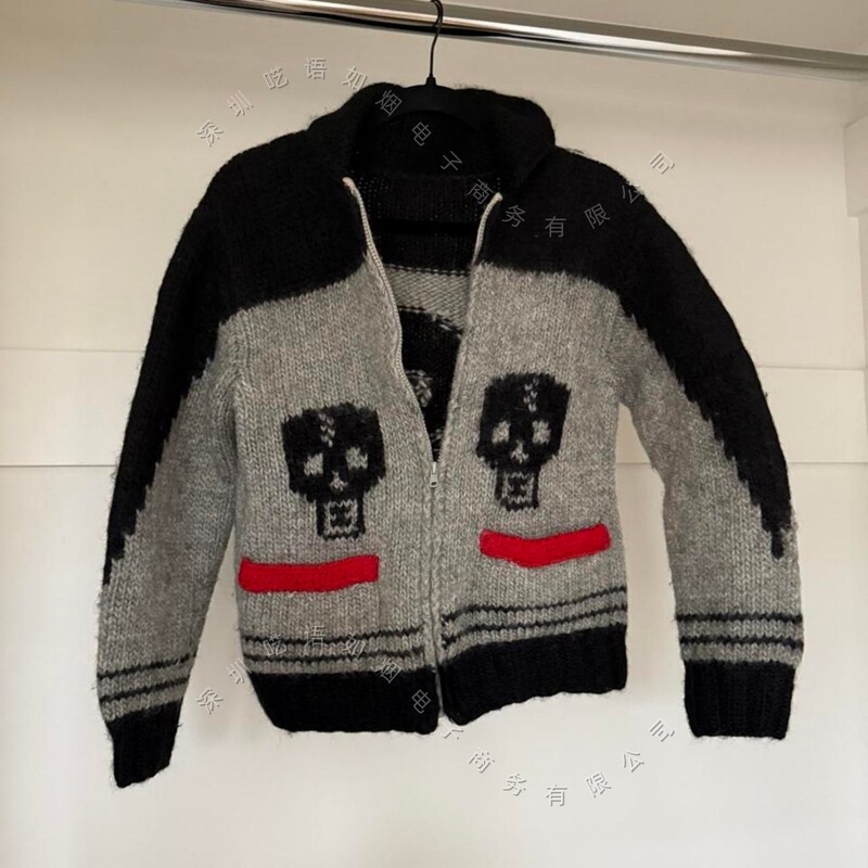 Y2K Millennial Dark Gothic Skull Jacquard Zipper Sweater, Vintage Contrast Color Turn-down Collar, Chunky Knit, Loose Fit, Subculture Style Y2K Millennial Dark Gothic Skull Jacquard Zipper Sweater, Vintage Contrast Color Turn-down Collar, Chunky Knit, Loose Fit, Subculture Style