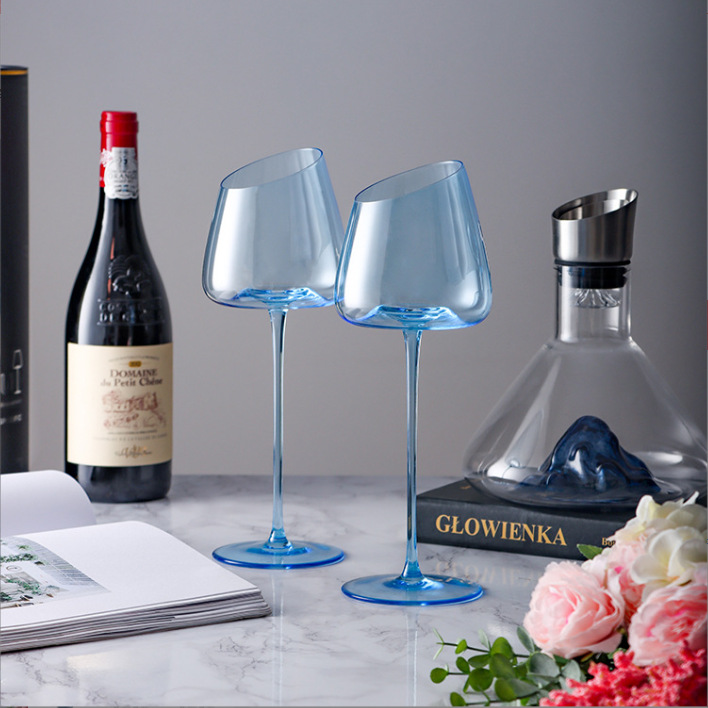 Copa de vino rojo oblicuo francés de alto aspecto Klein azul cristal copa de vino rojo par de pareja