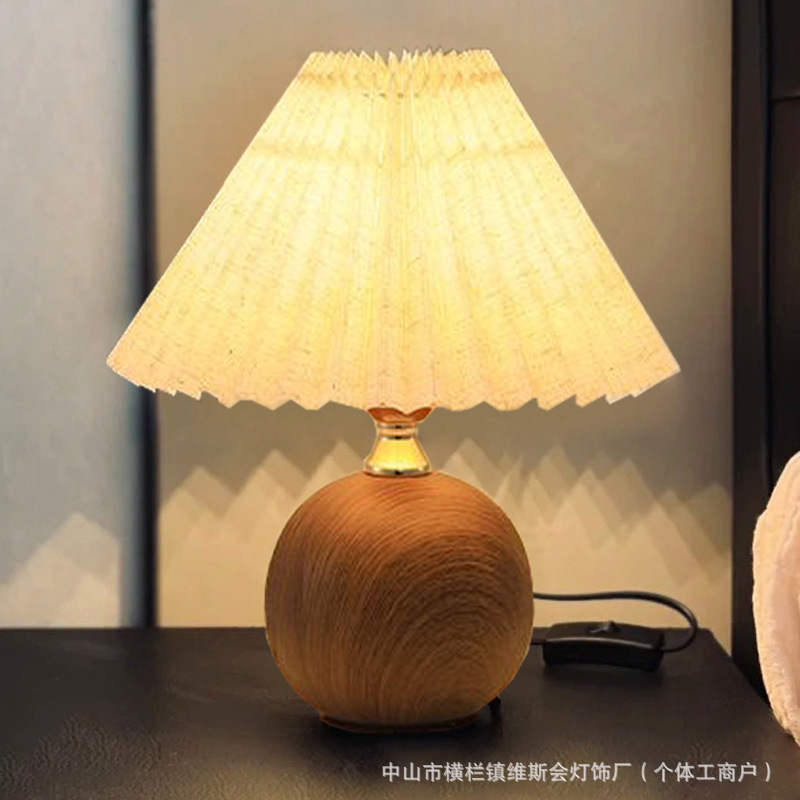 Nordic Ins Style Wood Grain Bedroom Bedside Lamp, Popular Night Light, Walnut Pleated Table Lamp, Exclusively for Export, Led Lamp Nordic Ins Style Wood Grain Bedroom Bedside Lamp, Popular Night Light, Walnut Pleated Table Lamp, Exclusively for Export, Led Lamp