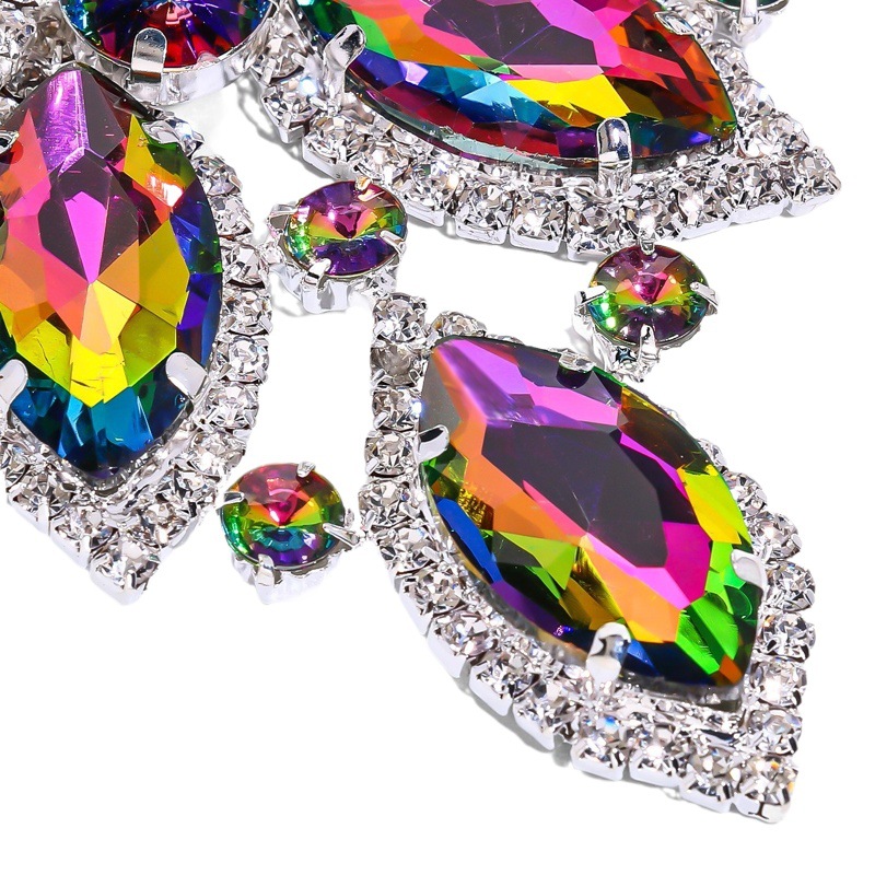 Europea y americana de lujo hoja collar traje retro exagerado rhinestone pendientes de alto sentido collar conjunto de joyas