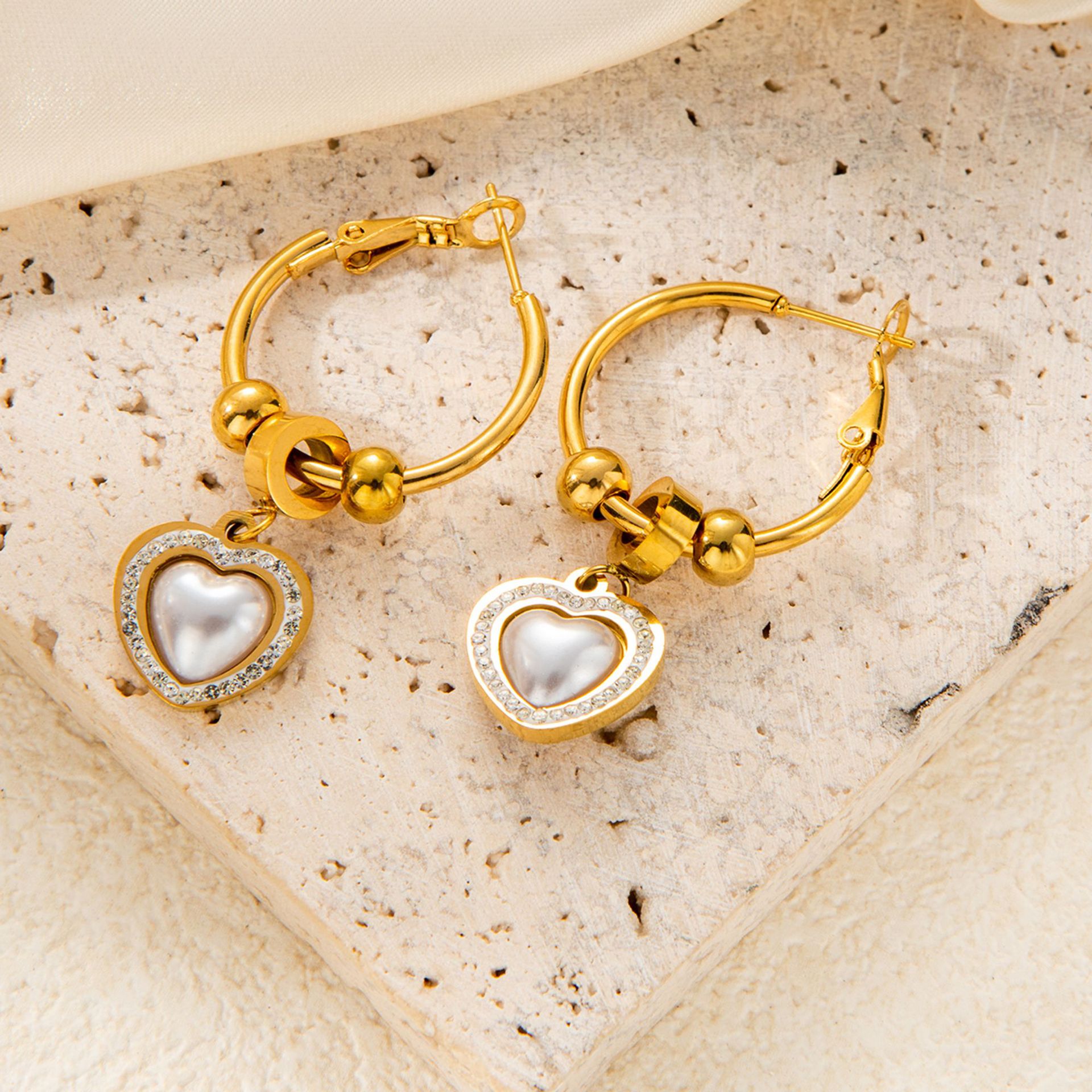 13g Weight 0.03µm Gold Plating Thickness Electroplated Gold Plating Process 201 Stainless Steel Ear Needle Material Golden Plated Plating Material Artificial Pearls Inlay Material Earrings Classification 1 Pair Quantity Casual Occasion 201 Stainless Steel Material Heart Shape Pattern Women's Gender Elegant, Lady Style Plating Craft 1 Pair Elegant Lady Heart Shape Plating Titanium Steel Earrings 7