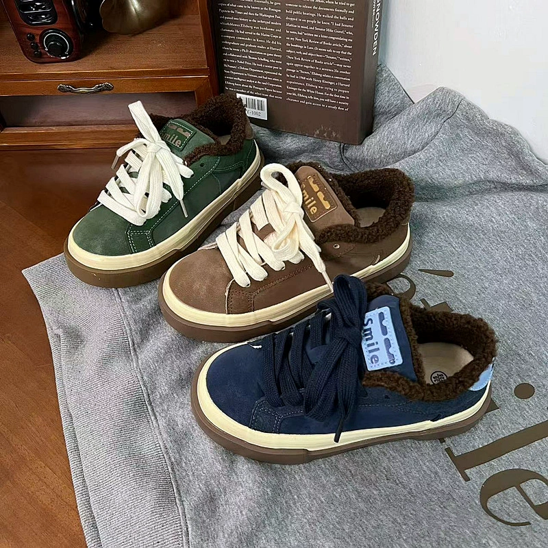 Белые туфли на толстой подошве Maillard с нишовым дизайном для женщин 2023 новые ботинки для досок на флисовой подкладке осенне-зимние две хлопчатобумажные туфли, подходящие ко всему женские туфли