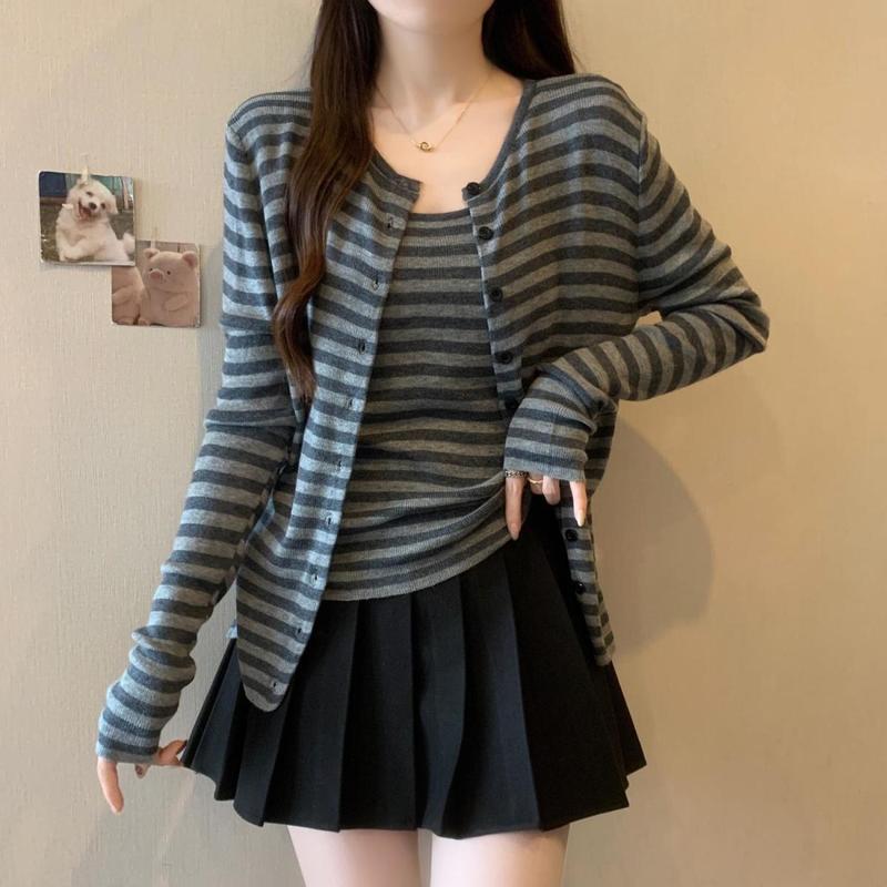胖mm设计感时尚显瘦针织开衫背心两件套大码女装秋秋新款纯色上衣|undefined