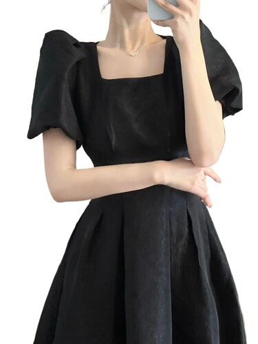 Summer 2025 French First Love White Long Dress for Women, Fitted and Slimming, Fresh and Natural Short-Sleeved Dress
