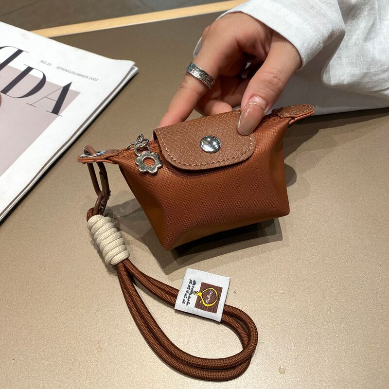 Mini Nylon Dumpling Bag Coin Purse, Pendant Card Holder, Key Earphones, Lipstick Cosmetics Bag, Fashionable and Cute Small Bag