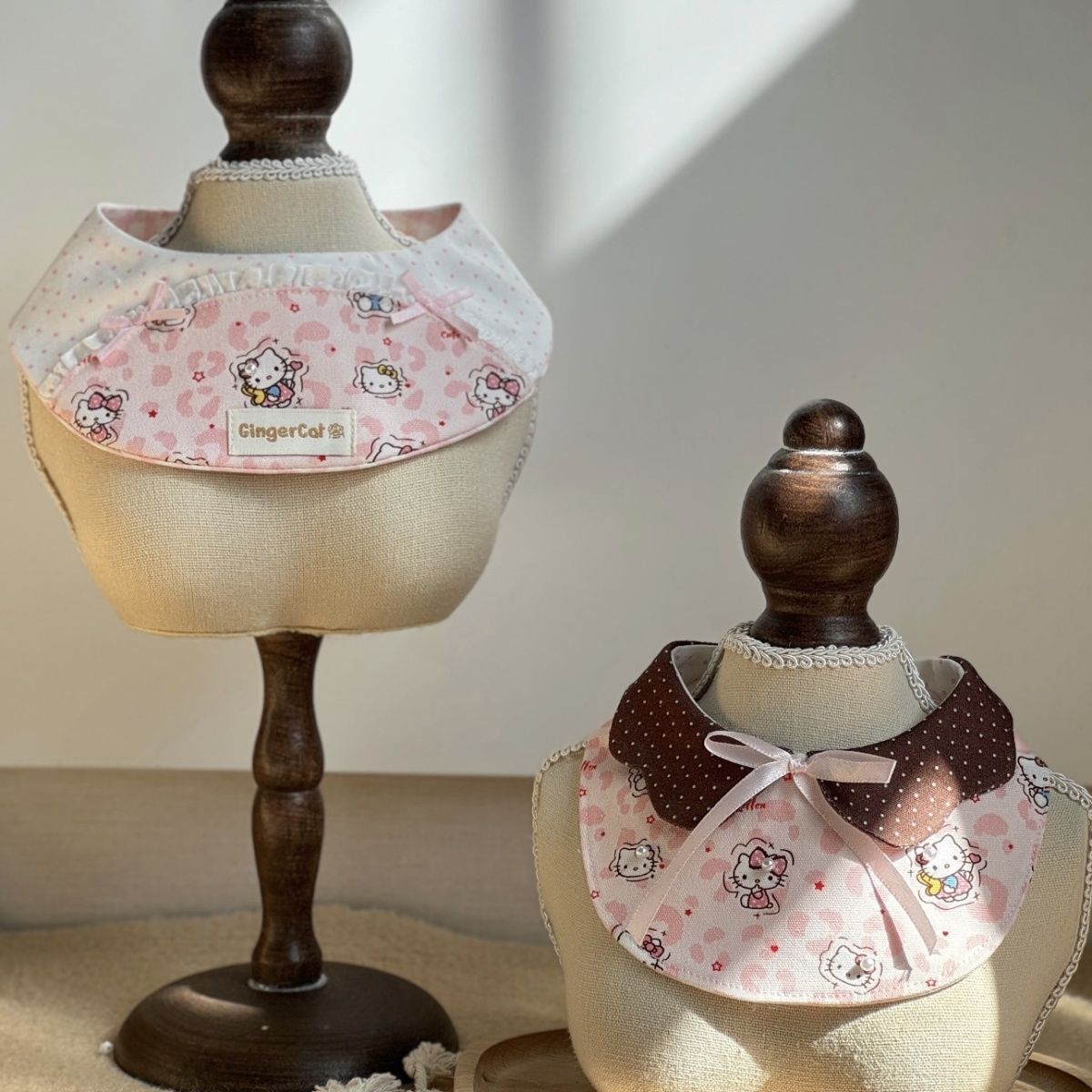Joyas de busto modelo toallas de saliva de mascotas impresión de encaje estante de exhibición collar bufandas props de disparo props de exhibición
