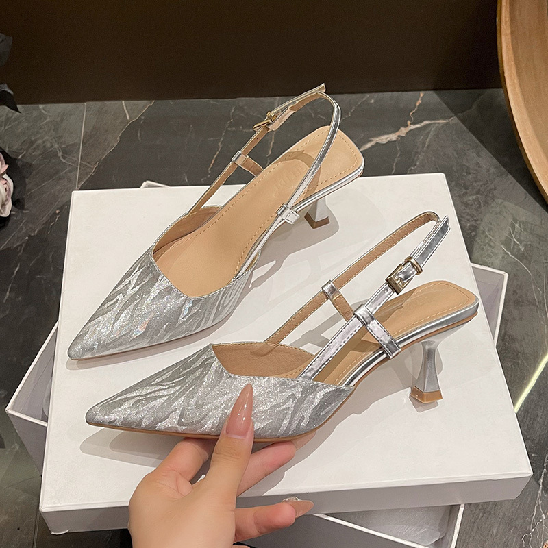2026 nueva red red envuelta sandalias de cabeza de verano con tacones delgados zapatillas de tacones altas y frías para mujeres con punta universal