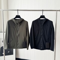 080506 夏季新款男士轻量户外连帽软壳衣外套户外攀登冲锋衣上衣