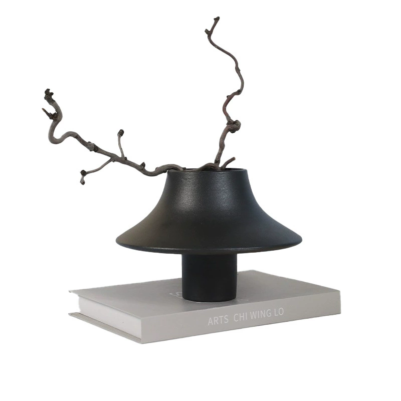 Экспонированный дизайн креативной керамической вазы Современный восточный номер модели отеля B & B окна мягких украшений