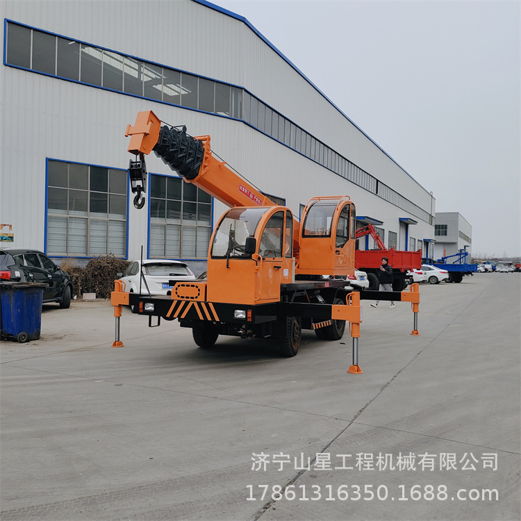 四不像清障自制吊车 农村用6吨起重机 四驱多功能吊车