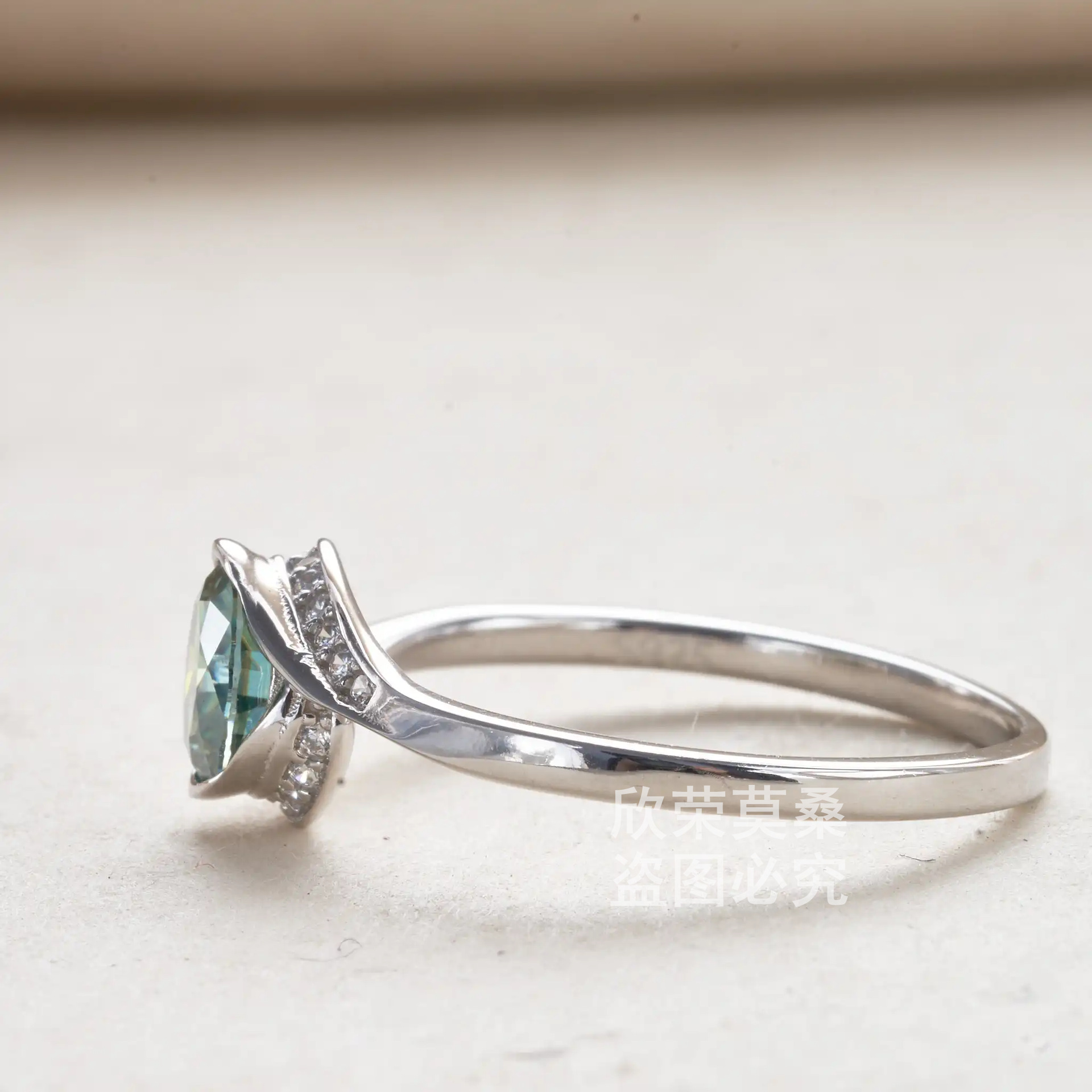 1CT anillo de piedra de color con certificado GRA tarjeta negra plata esterlina S925 anillo de comercio electrónico transfronterizo venta caliente