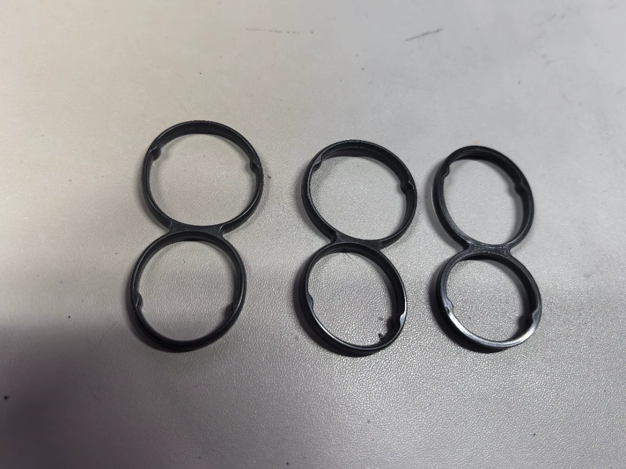 079103121BE 079103121BB R8A8 Touareg S8Q7 уплотнение кронштейна фильтра двигателя