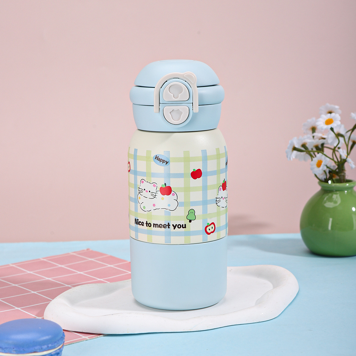 Gourde enfant inox avec paille et motif dessin animé_voghion.com
