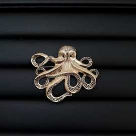 欧美原宿哥特章鱼乌贼胸针vintage合金胸花配饰复古别针丝巾扣女
