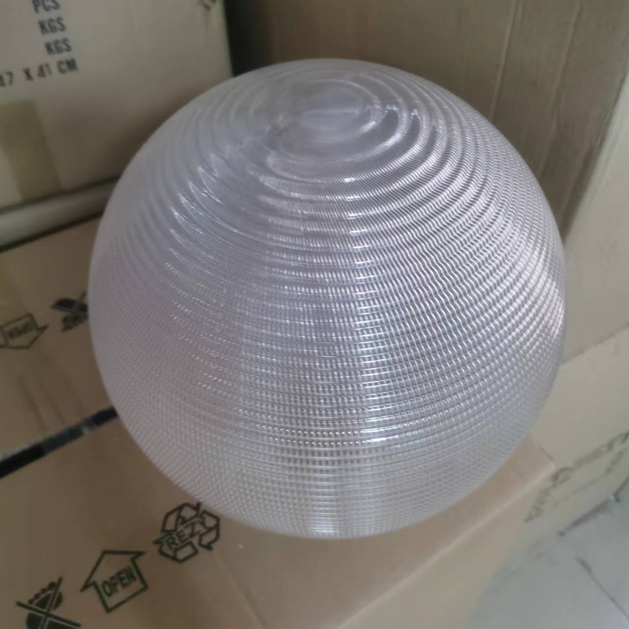 격자 무늬 공 램프 그늘 투명 리브 크리스탈 구형 아크릴 야외 플라스틱 램프 그늘
