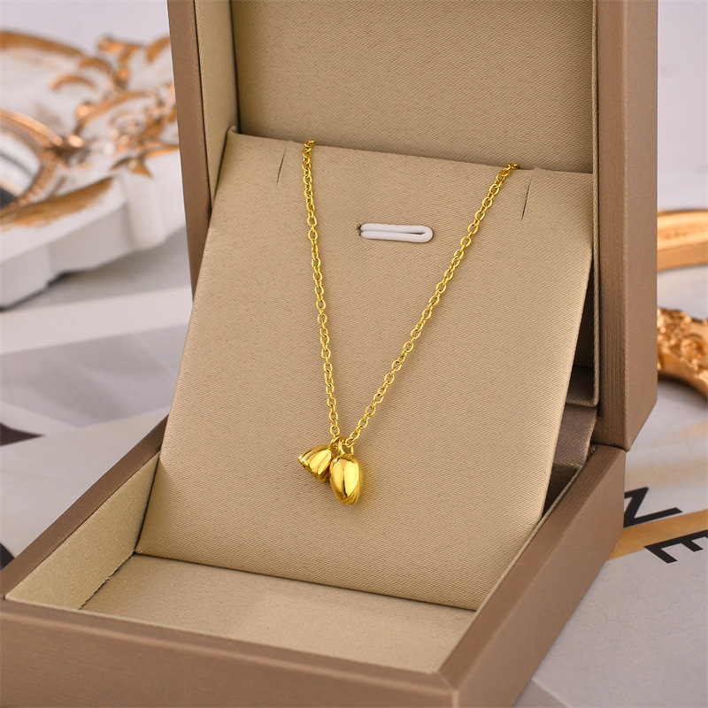 Collar de acero de titanio para mujeres simple y versátil estilo ligero de lujo nicho diseño de alta calidad no decoloración joyería de cadena de clavícula al por mayor