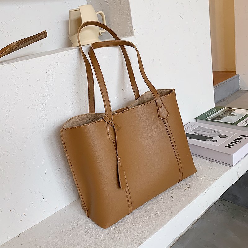 Bolso de gran capacidad mujer 2025 nuevo bolso de moda de alta gama bolso de hombro para viajar al trabajo con bolso portátil