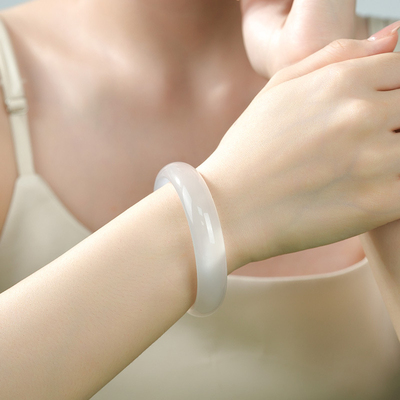 칼세도니 얼음 흰색 얼음 마노 팔찌 흰색 달빛 높은 얼음 리치 냉동 옥 옥 여성 도매 팔찌