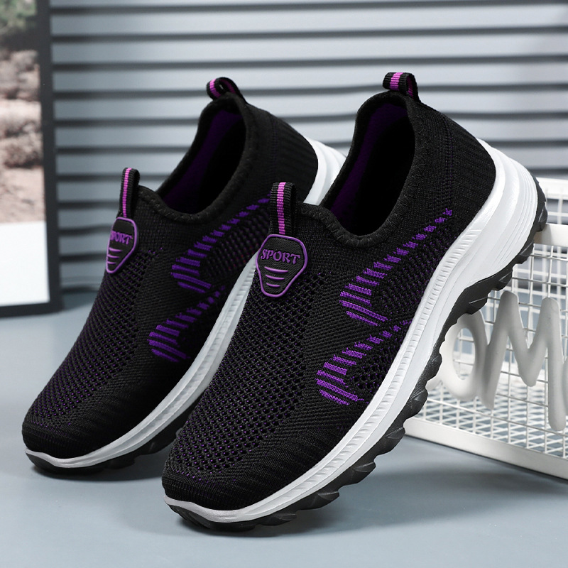 Zapatos de mujer de verano mujeres huecos respirables zapatos casuales ligeros zapatos de suela suave zapatos de madres de mediana edad zapatos de pareja zapatos individuales