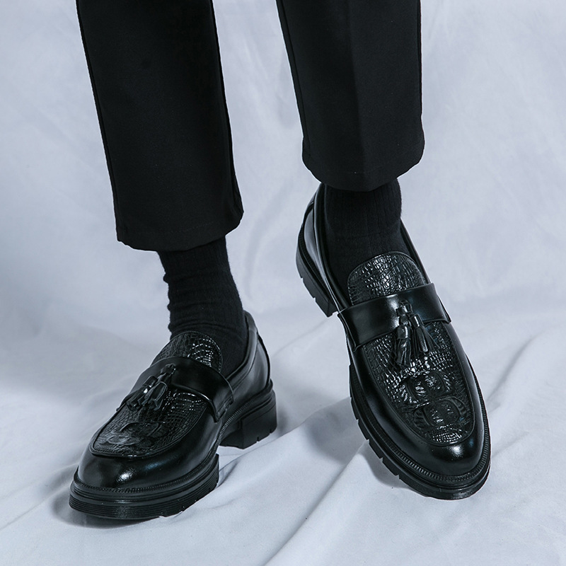 Transfronterizo tamaño 46 vestido formal de negocios con tatuaje de cocodrilo, zapatos de cuero con suela gruesa, zapatos de aumento de altura para hombres.