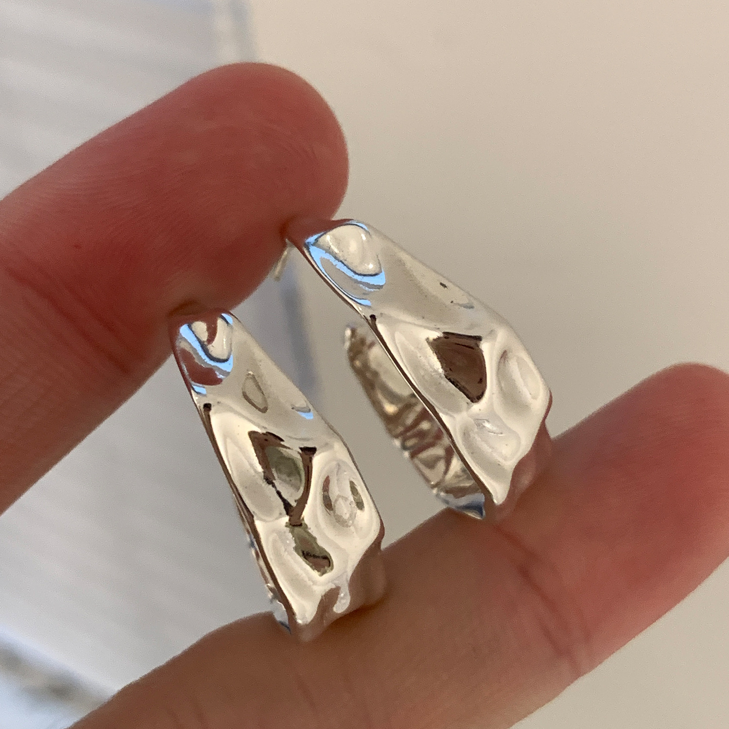 i2uUjf6mxdTrdS49SAR9xBsWJpxOqYH0KQEg