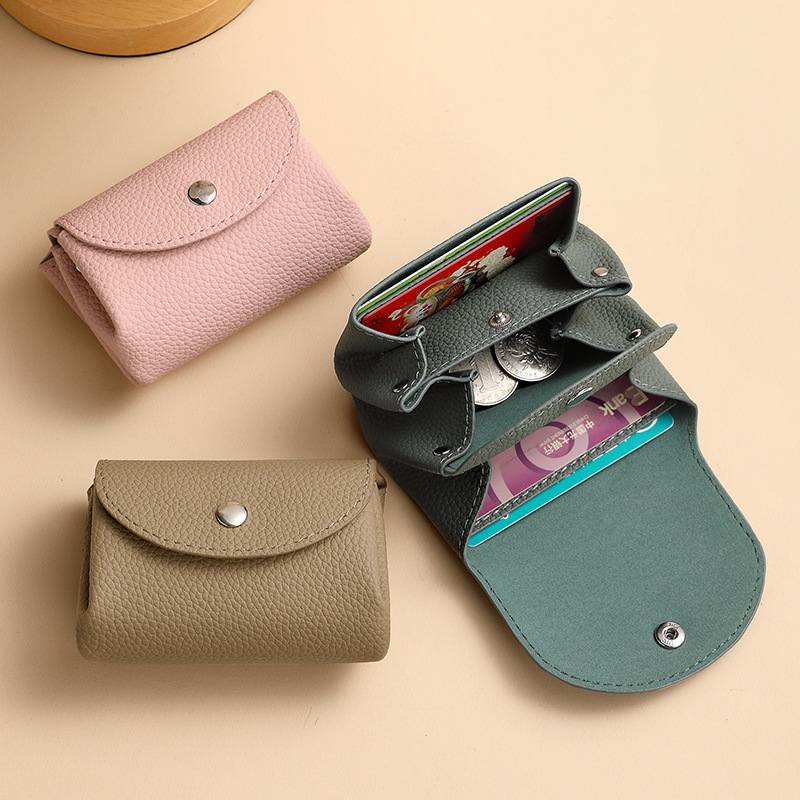 Patrón de lichi creativo japonés y coreano Monedero lindo corto de cuero suave Mini billetera pequeña Tarjeta Bolsa de almacenamiento Bolsa de monedas