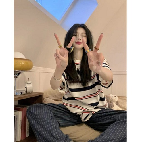 American striped short-sleeved T-shirt for women 2025 summer loose lazy style half-sleeved student versatile tops and T-shirts