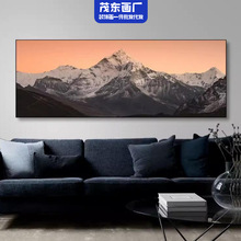 实景雪山珠穆朗玛峰挂画卡瓦博格山峰壁画背靠金山富士山大装饰画