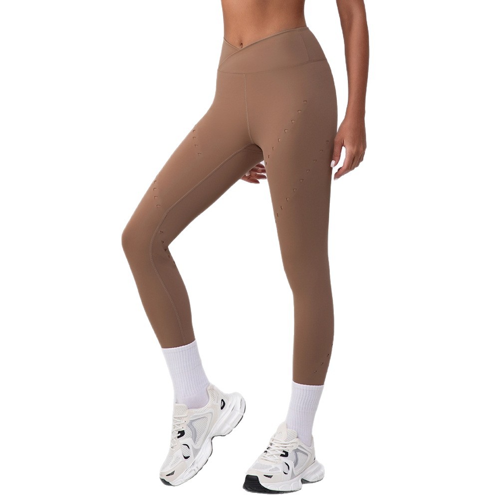 Recordando los nuevos pantalones de pierna de encaje de fitness de secado rápido hueco en forma de V, desnudos, cintura alta, glúteos, yoga, pantalones cortos, mujeres