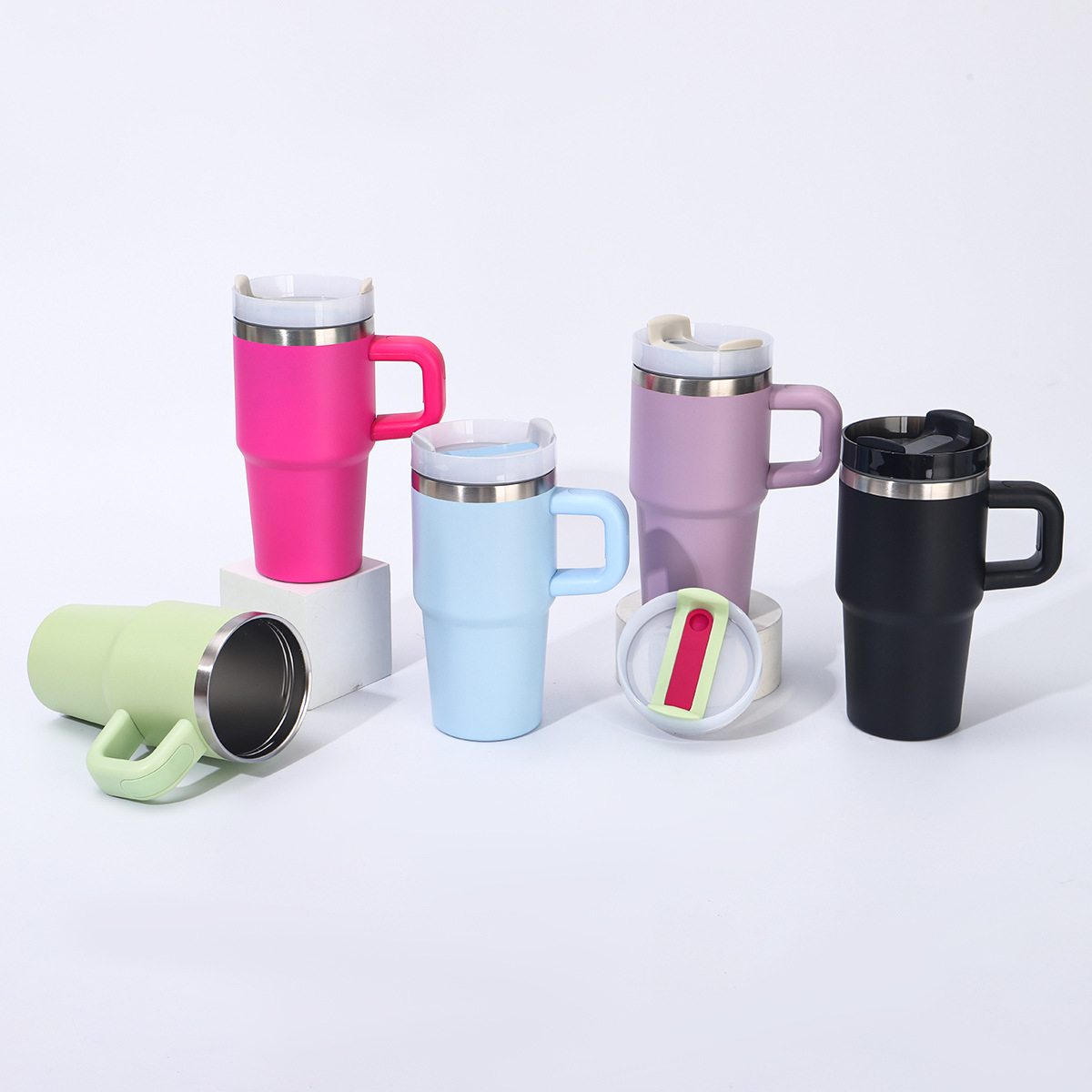 Moda transfronteriza de alto valor de la segunda generación mango taza de automóvil 20oz taza de aislamiento de acero inoxidable portable taza de hielo para automóviles