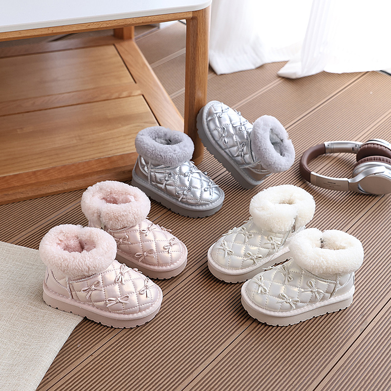Cute Little Bow Kidsren's Snow Boots 2025 Winter Style Small Fragrant Diamond Pattern Girls Thickeneded Cotton Boots Large Cotton Kidsren's Boots