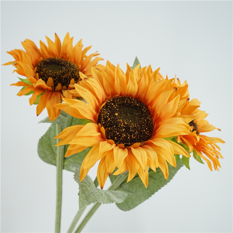 Hand-feel moisturizing sunflower single flower home decoration flower arrangement ornaments photography props wedding holding flower art