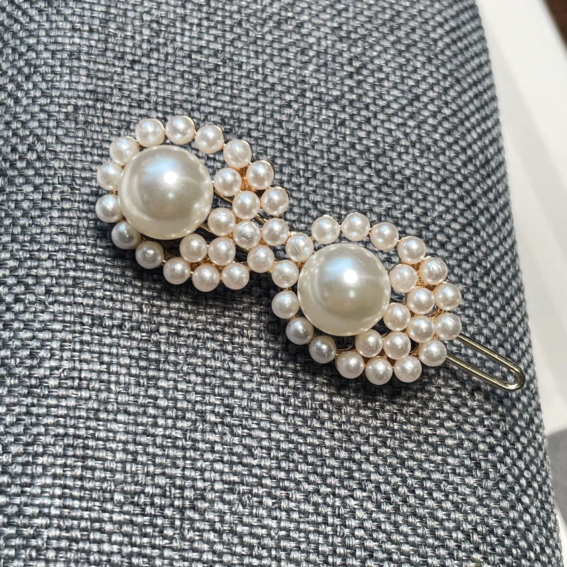Hairgrip pearl, bangs, Korean style
