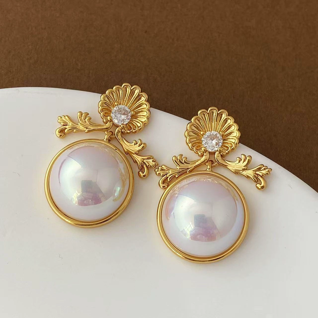 Retro brand earrings from pearl, silver 925 sample, french style, high-quality style