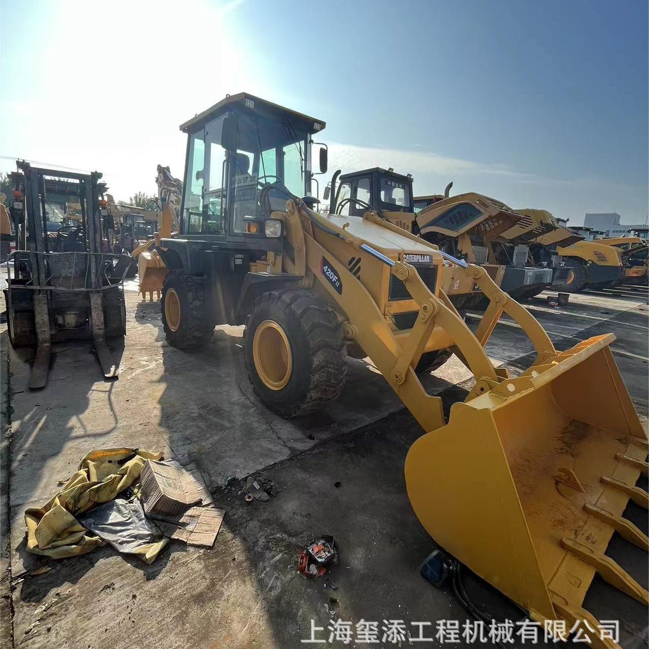 外贸直销，8/9成新卡特420F两头忙挖掘 装载机，价格低