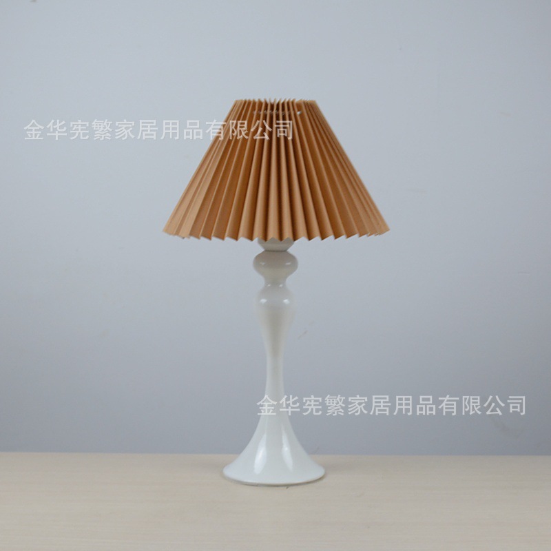 Red transfronteriza moderna simple tela shell decoración de hogar lámpara de escritorio de cama estudio lámpara de dormitorio hotel