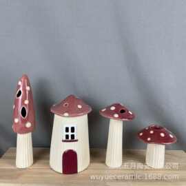 仿真蘑菇陶瓷工艺品摆件跨境新款创意居家室内外桌面装饰蘑菇摆设
