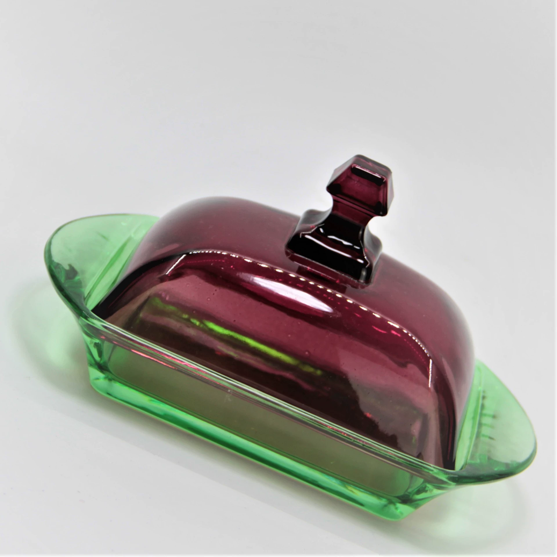 Creative brand glass storage system, simple and elegant design, wholesale