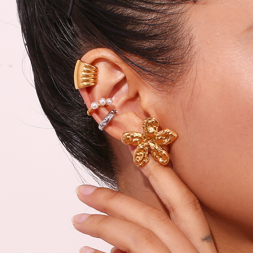 19g Weight 316L Stainless Steel Ear Needle Material 18K Gold Plated Plating Material Earrings, Ear Studs Classification 1 Pair Quantity Daily, Street Occasion 316L Stainless Steel Material Geometric, Flower Pattern All Seasons Season Women's Gender Retro, Simple Style Style Waterproof Non Tarnish, Surgical Steel, Plating Craft 18K Gold Plated 316L Stainless Steel Geometric Flower Waterproof Non Tarnish Surgical Steel Retro Simple Style Earrings Ear Studs For Women's 13