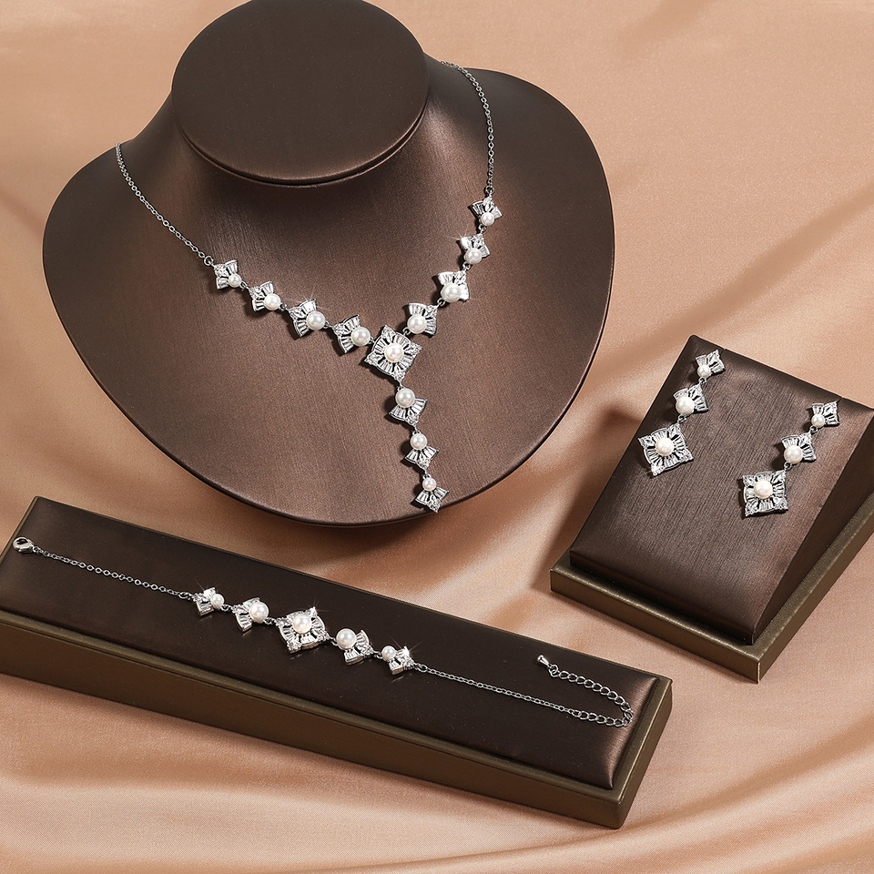 Collier et boucles d'oreilles en perles en forme de goutte d'eau, parure de bijoux deux pièces pour femme, accessoires de mariage haut de gamme._voghion.com